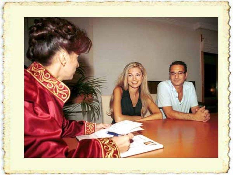 Ünlülerin az bilinen düğün fotoğrafları