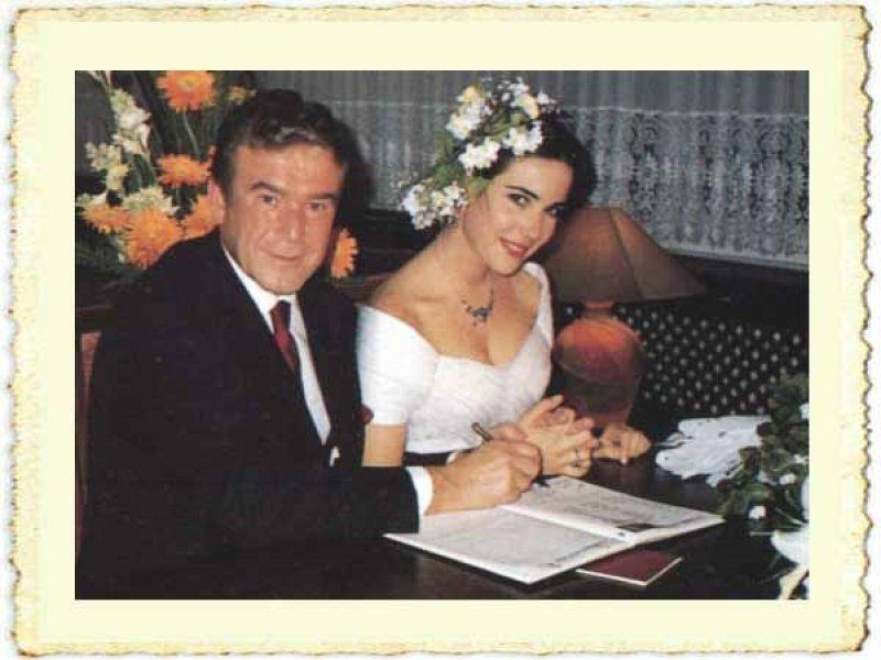 Ünlülerin az bilinen düğün fotoğrafları