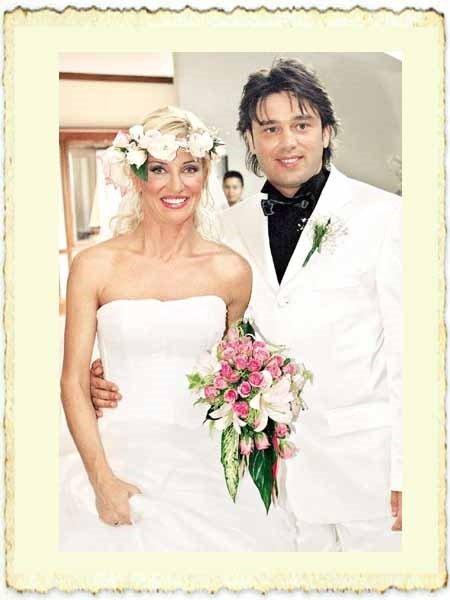 Ünlülerin az bilinen düğün fotoğrafları