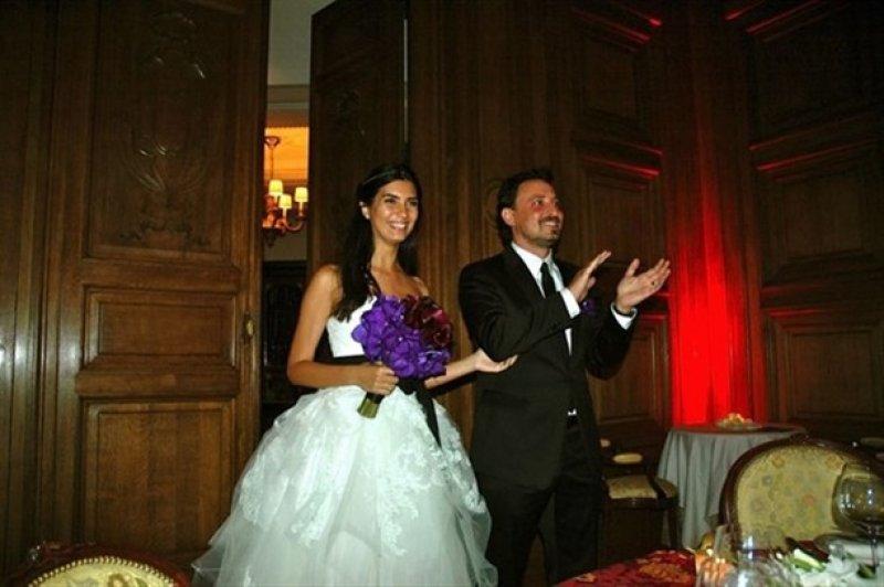 Ünlülerin az bilinen düğün fotoğrafları