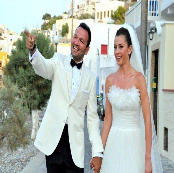 Ünlülerin az bilinen düğün fotoğrafları