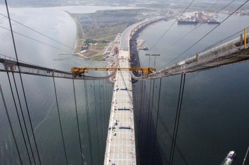 Körfez Geçiş Köprüsü'nde son 340 metre
