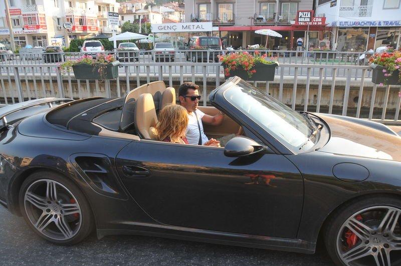 Kenan İmirzalıoğlu - Sinem Kobal'ın düğün davetiyesi - Resim 7