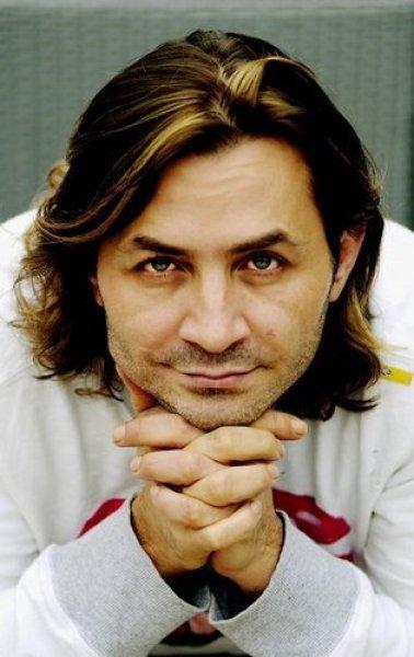 Atilla Özdemiroğlu'nun vefatı ünlüleri yasa boğdu