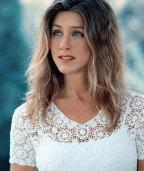 Jennifer Aniston 12 yıl sonra yeniden dünya güzeli