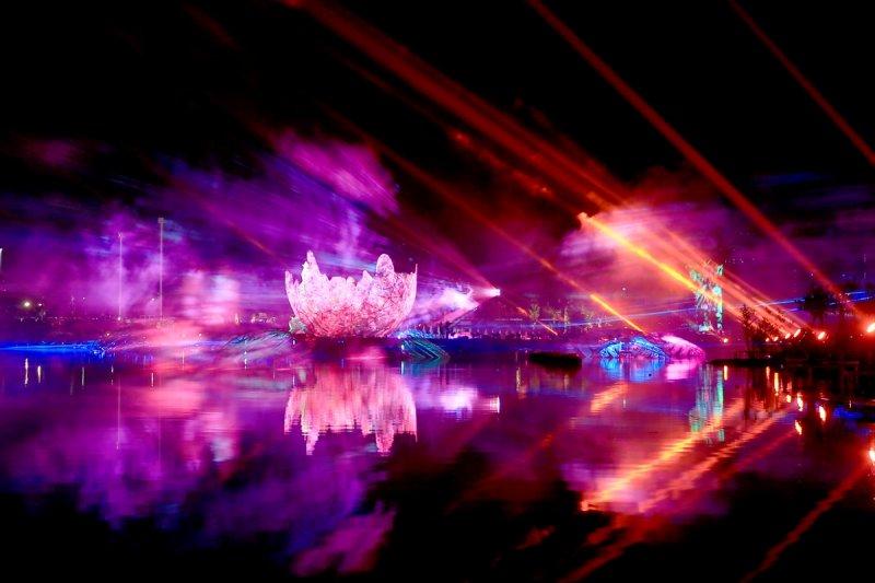 Antalya'da açılan EXPO 2016'dan renkli görüntüler