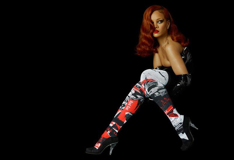 Rihanna'nın yeni çorap koleksiyonu
