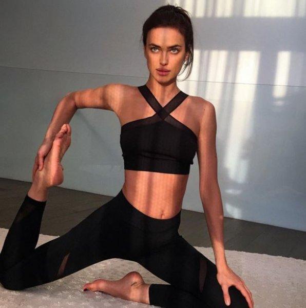 Irina Shayk başörtü taktı