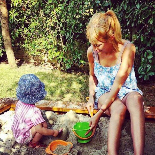 Meryem Uzerli'nin kızı Lara ilk kez görüntülendi