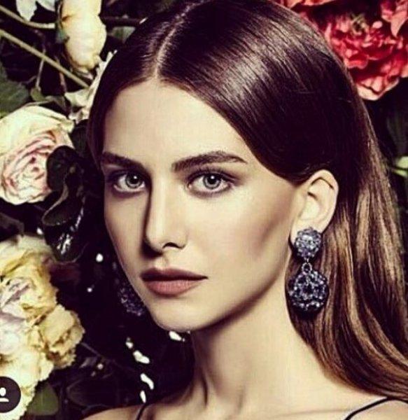 Keremcem'in sevgilisi Ezgi Asaroğlu