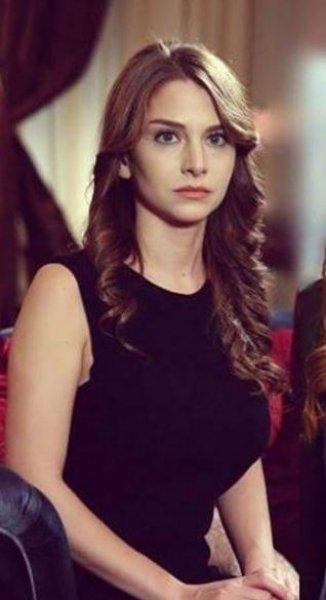 Keremcem'in sevgilisi Ezgi Asaroğlu