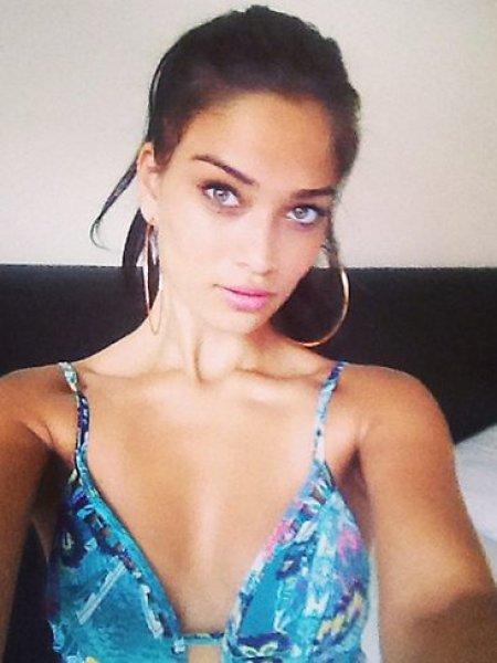Shanina Shaik: Müslüman doğdum müslüman yetiştirildim