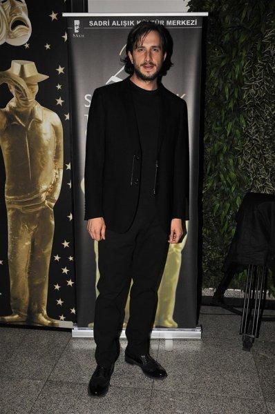 21. Sadri Alışık Tiyatro ve Sinema Ödülleri sahiplerini buldu 