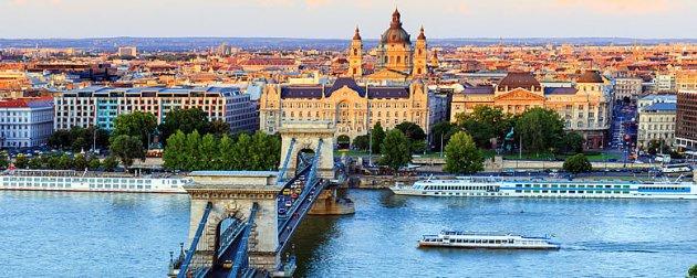 Budapeşte doğal güzellikleriyle büyülüyor