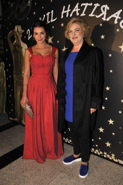 21. Sadri Alışık Tiyatro ve Sinema Ödülleri sahiplerini buldu 