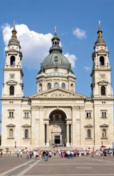 Budapeşte doğal güzellikleriyle büyülüyor