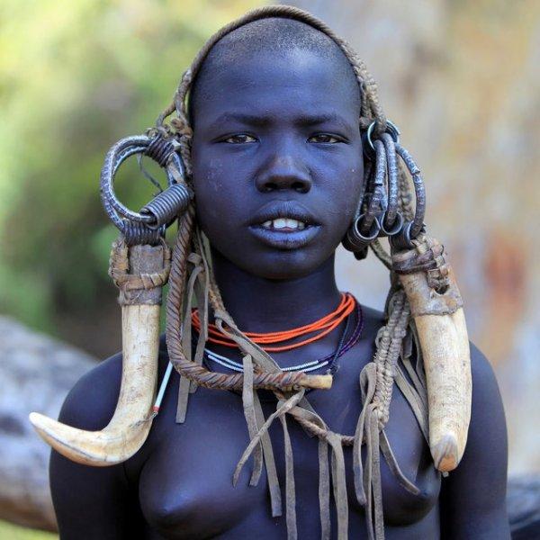 Etiyopya'nın cesur Hamar kabilesi kadınları