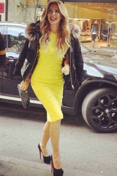 Işıl Reçber kızıyla podyumda 