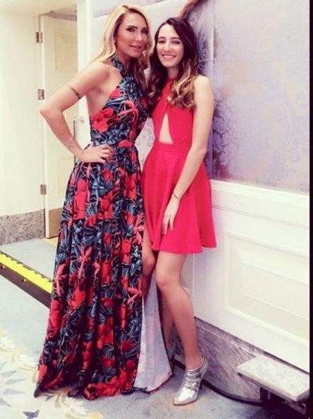 Işıl Reçber kızıyla podyumda 