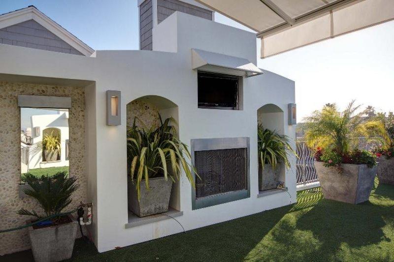 Van Damme'ın evi Ice Cube'a satıldı