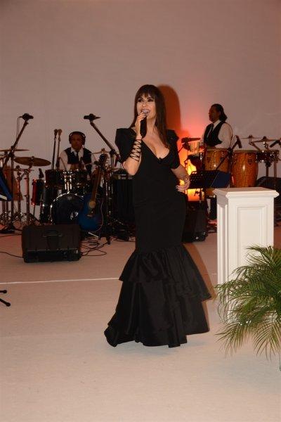 Ünlü anneler ve kızları podyumda 