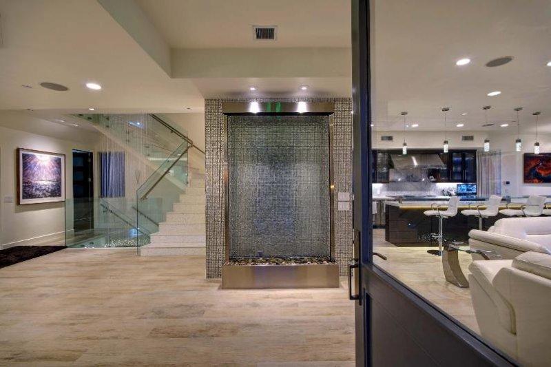 Van Damme'ın evi Ice Cube'a satıldı