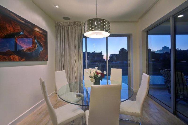 Van Damme'ın evi Ice Cube'a satıldı