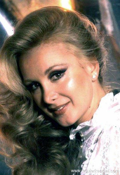 Filiz Akın’ın 4 bin 500 fotoğrafı sergiye sunulacak 