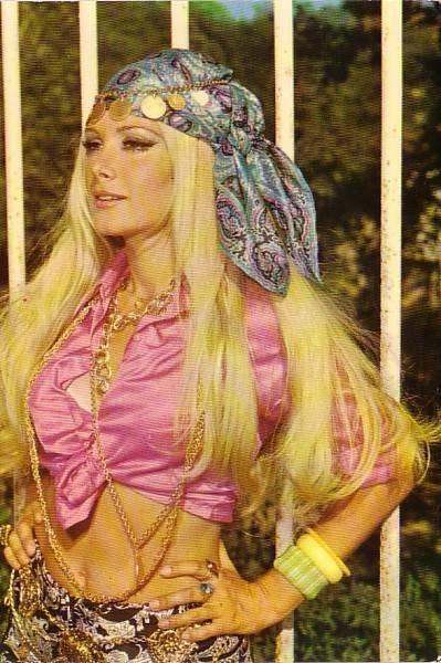 Filiz Akın’ın 4 bin 500 fotoğrafı sergiye sunulacak 