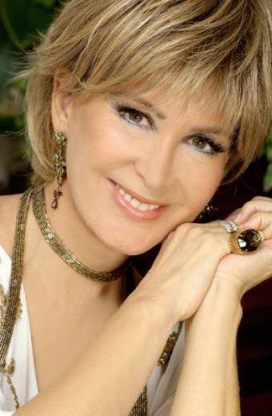 Filiz Akın’ın 4 bin 500 fotoğrafı sergiye sunulacak 