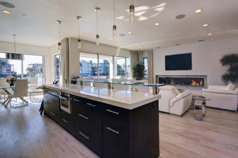 Van Damme'ın evi Ice Cube'a satıldı