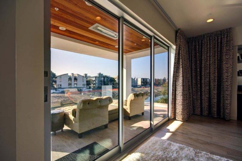 Van Damme'ın evi Ice Cube'a satıldı