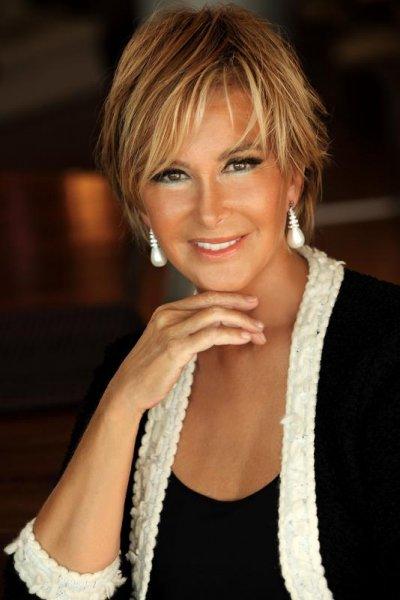 Filiz Akın’ın 4 bin 500 fotoğrafı sergiye sunulacak 