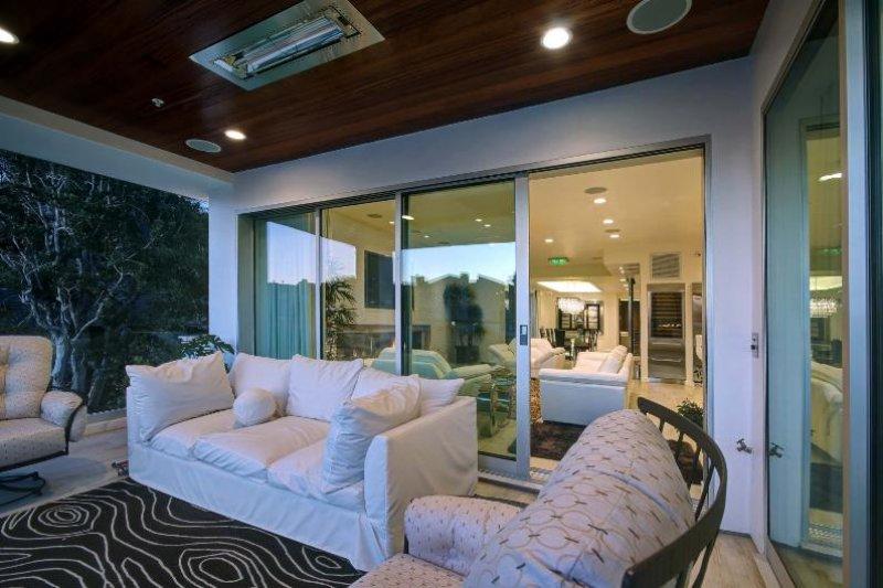 Van Damme'ın evi Ice Cube'a satıldı