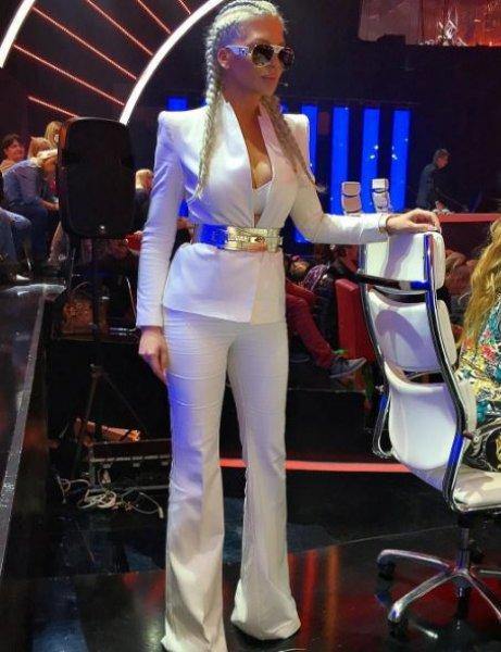 Jelena Karleusa estetik iddialarına ateş püskürdü