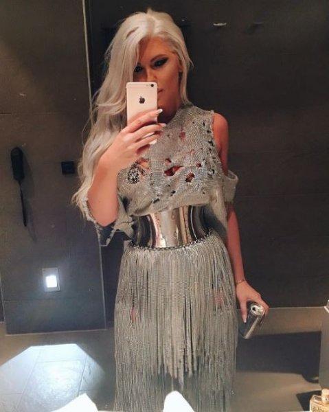 Jelena Karleusa estetik iddialarına ateş püskürdü