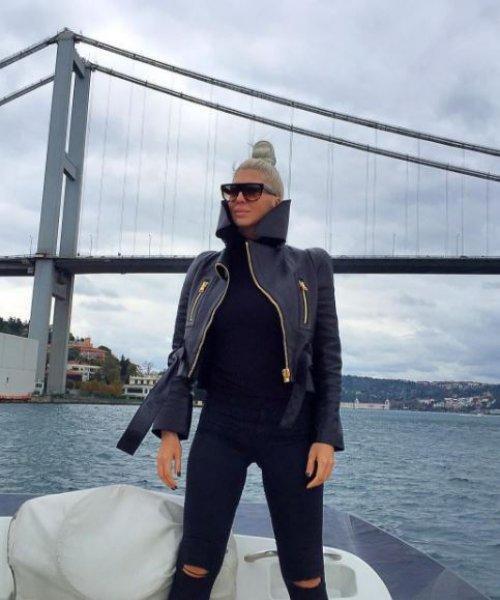 Jelena Karleusa estetik iddialarına ateş püskürdü