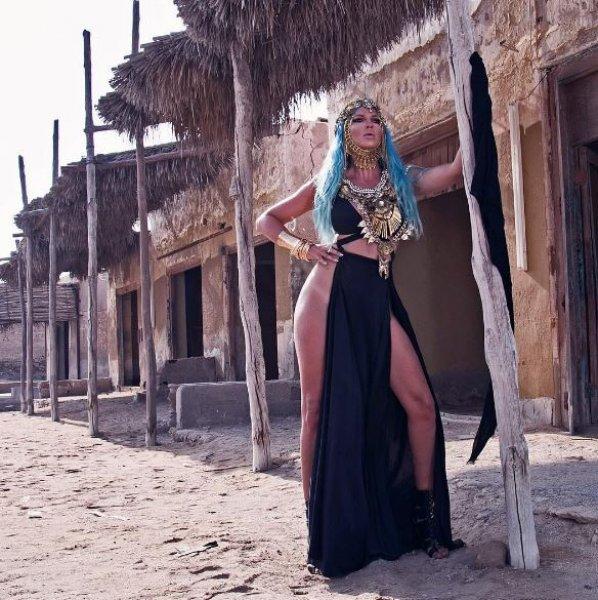 Jelena Karleusa estetik iddialarına ateş püskürdü