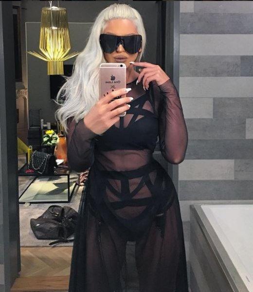 Jelena Karleusa estetik iddialarına ateş püskürdü