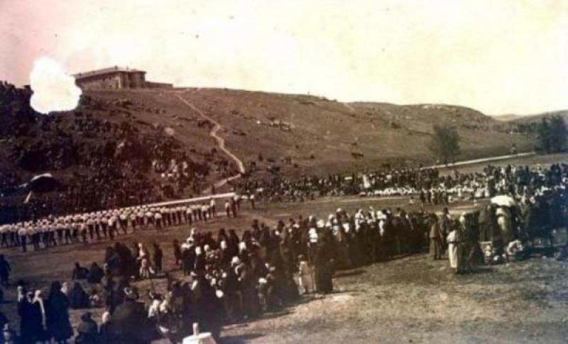 Fotoğraflarla Atatürk ve 19 Mayıs kutlamaları 