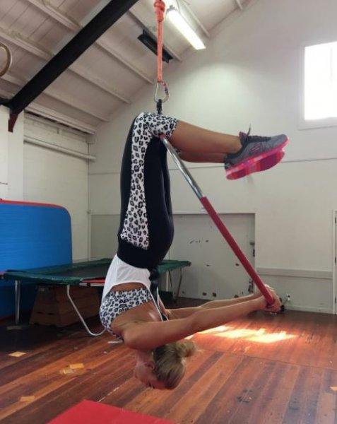 Yeni Zelandalı makyöz 2 yılda 90 kilo verdi