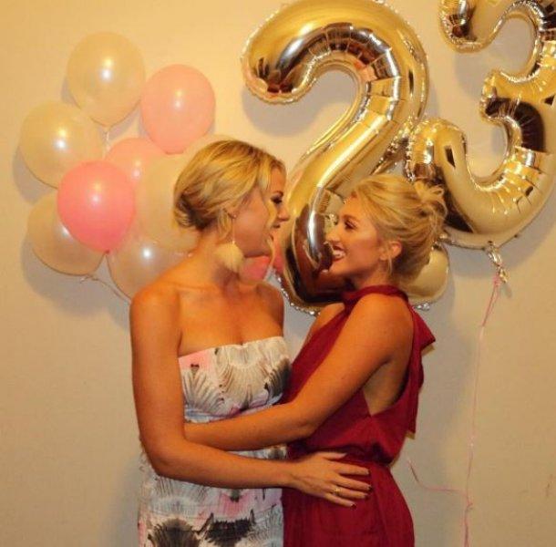 Yeni Zelandalı makyöz 2 yılda 90 kilo verdi