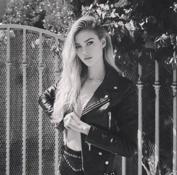 Justin Bieber'ın yeni aşkı Nicola Peltz