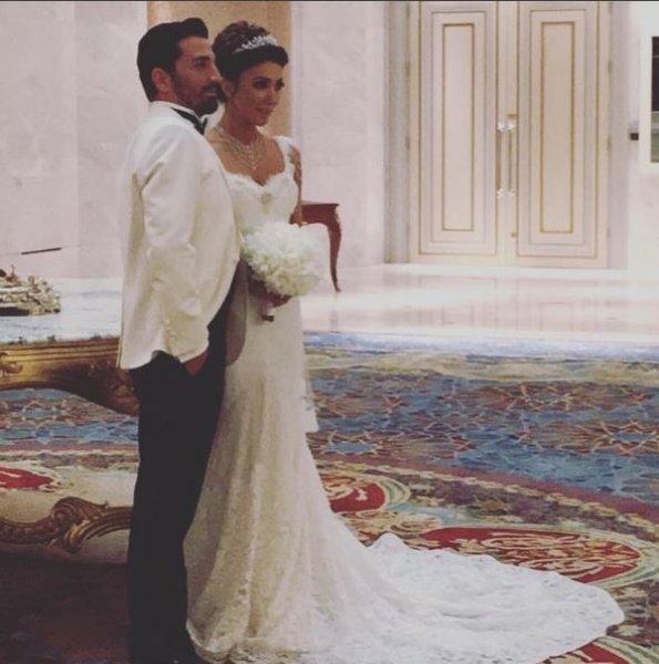 Yasemin Yalçın kızı Eylül evlendi