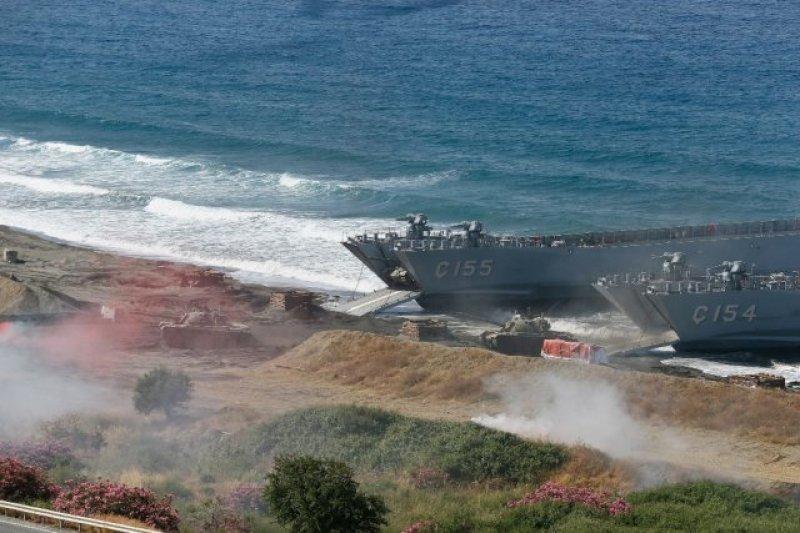 Cumhurbaşkanı ve Başbakan Efes 2016 tatbikatında