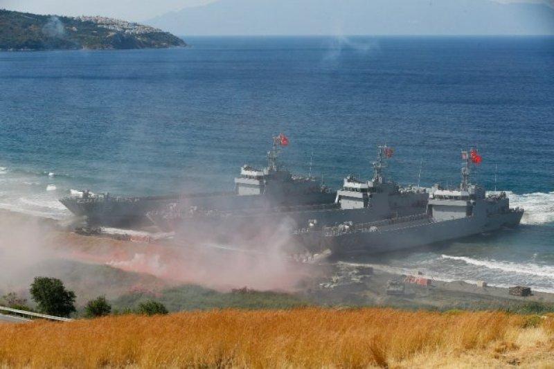 Cumhurbaşkanı ve Başbakan Efes 2016 tatbikatında