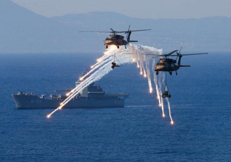 Cumhurbaşkanı ve Başbakan Efes 2016 tatbikatında