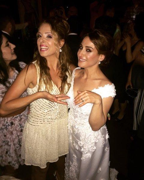 Derya Karadaş ve Haki Biçici'nin düğününe ünlü akını