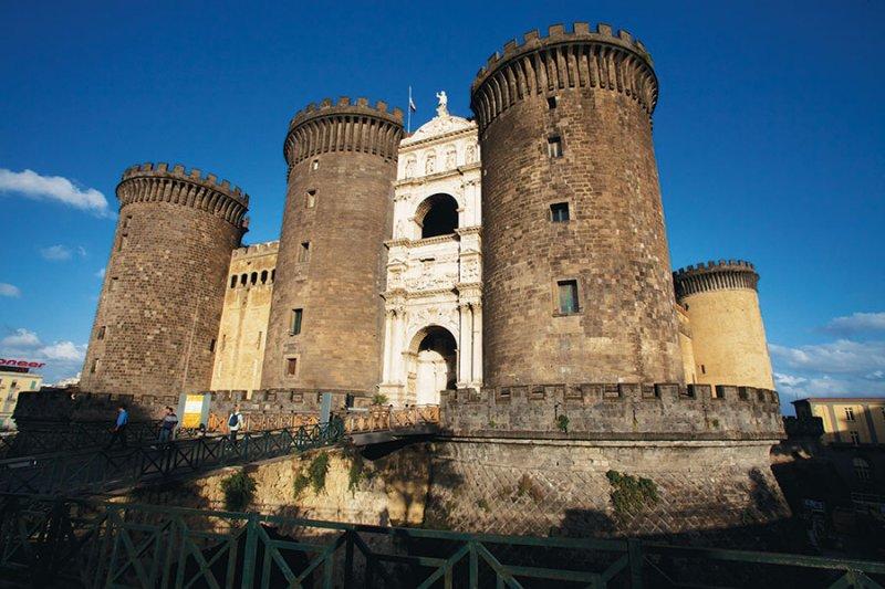 İtalya'nın yıldız şehri Napoli