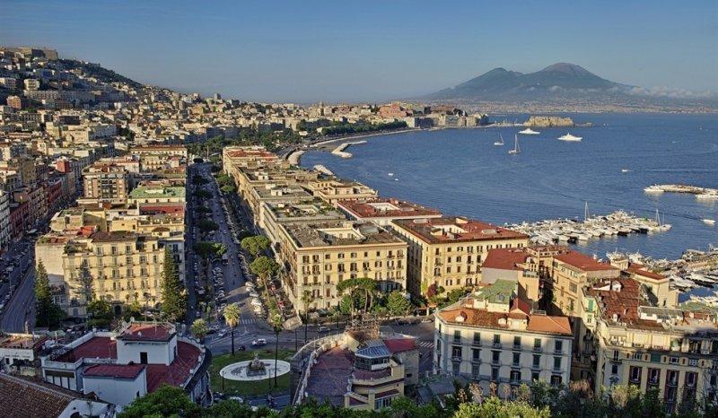 İtalya'nın yıldız şehri Napoli